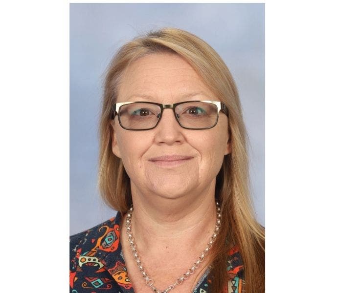 Art & History Teacher, Seranna McIntyre